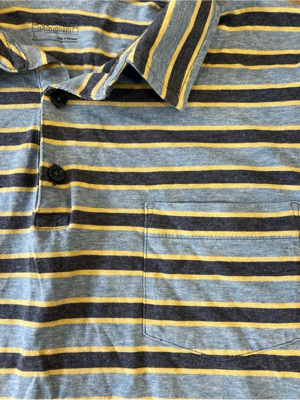 Patagonia Striped Polo Short Sleeve Tee Shirt Men’s Large Blue Yellow Casual